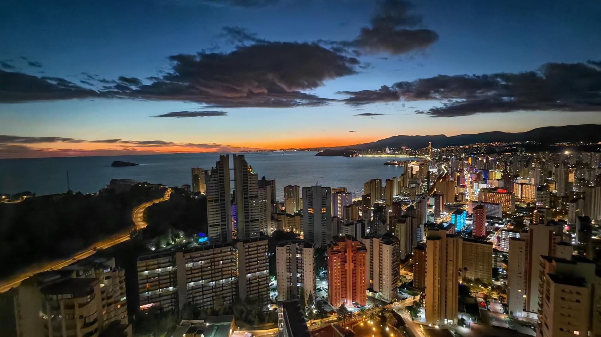 Skyline Floor 28 Sea Views Apartment Benidorm Ngoại thất bức ảnh